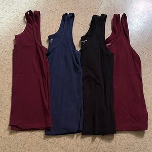 Old Navy Fitted Red and Blue Sleeveless Tank Top